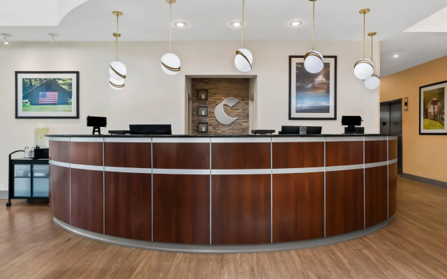 photo 2 of Comfort Suites Bentonville - Rogers