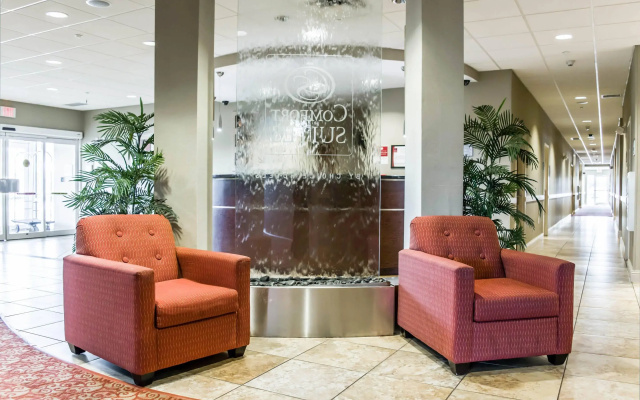 photo 2 of Comfort Suites Palm Bay - Melbourne