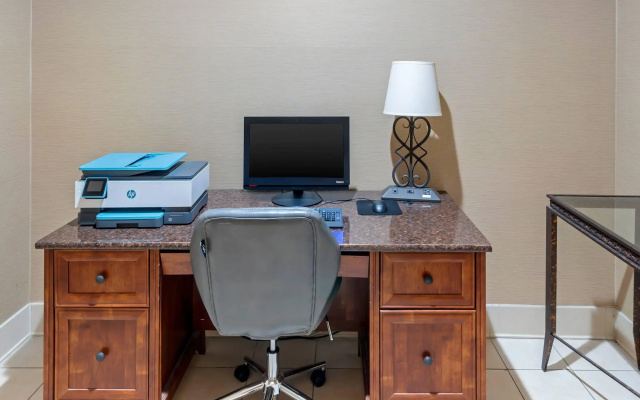 photo 5 of Comfort Suites Normal University area