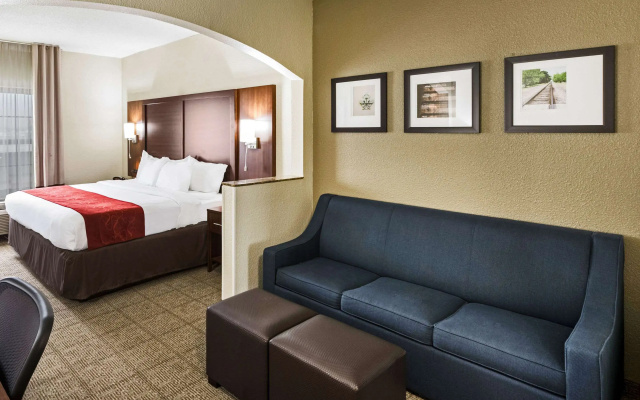 photo 3 of Comfort Suites Monroe