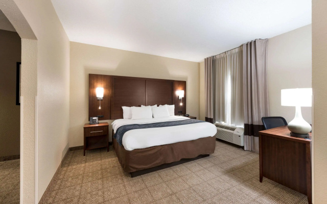 photo 4 of Comfort Suites Monroe