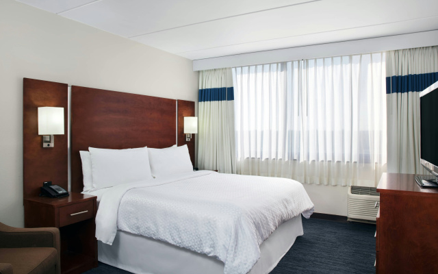 photo 3 of Four Points by Sheraton Fort Lauderdale Airport/Cruise Port