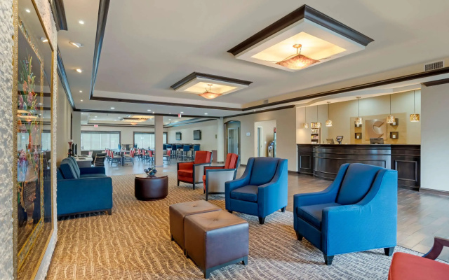photo 2 of Comfort Suites Alexandria North