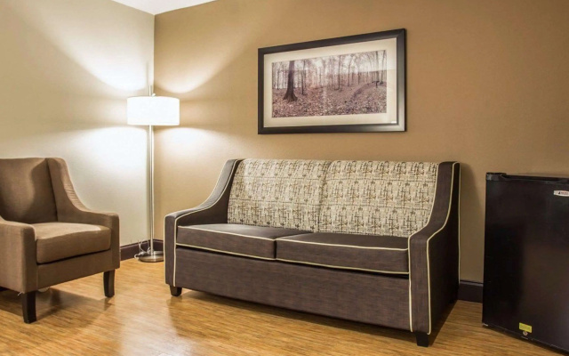 photo 3 of Comfort Suites Columbia at Harbison