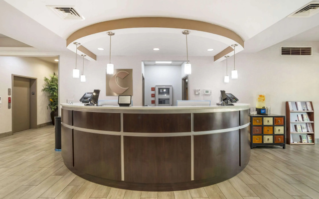 photo 2 of Comfort Suites At WestGate Mall