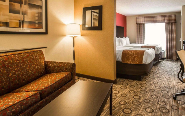 photo 3 of Comfort Suites At WestGate Mall