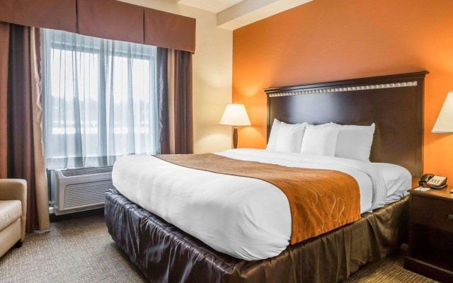 photo 4 of Comfort Suites Atlanta Airport