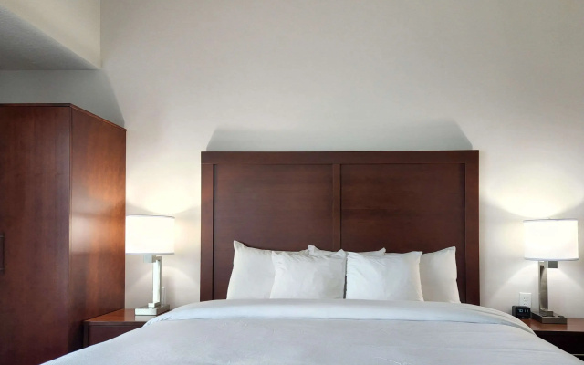 photo 4 of Comfort Suites Baymeadows Near Butler Blvd