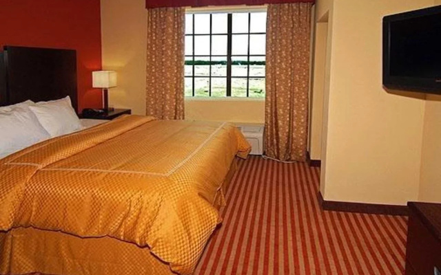 photo 3 of Holiday Inn Express & Suites Bridgeport by IHG