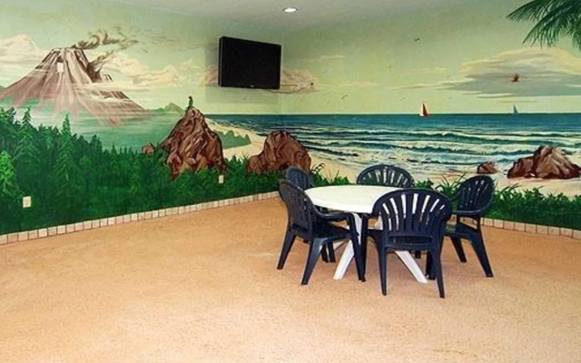 photo 4 of Holiday Inn Express & Suites Bridgeport by IHG