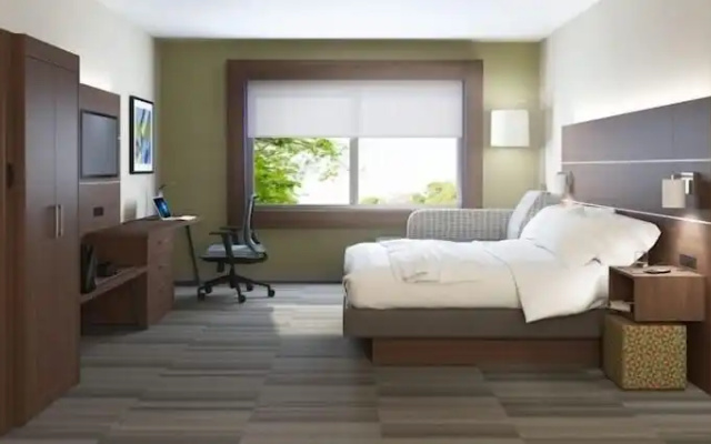photo 4 of Comfort Suites