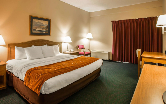 photo 3 of Super 8 by Wyndham Cherokee