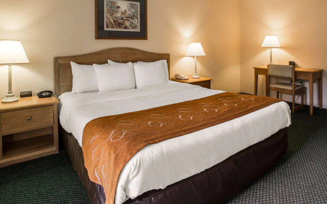 photo 5 of Super 8 by Wyndham Cherokee