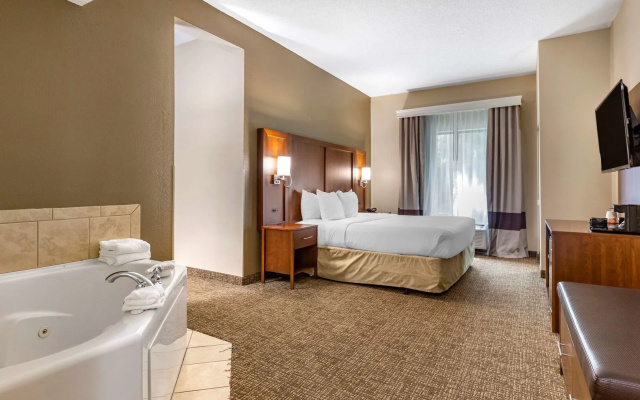 photo 3 of Comfort Suites Clayton - Garner
