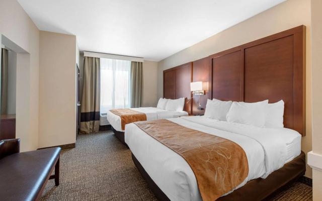 photo 5 of Comfort Suites Denver International Airport