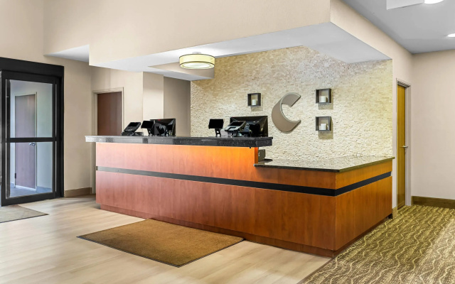 photo 4 of Comfort Suites Grayslake near Libertyville North