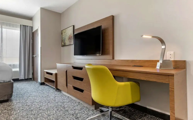 photo 5 of Comfort Suites Greenville Airport