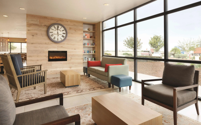 photo 2 of University Hotel - Davis Area by IHG