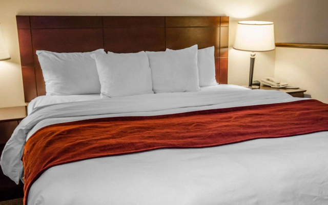 photo 4 of Quality Suites Jeffersonville - Louisville North