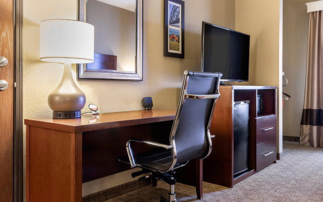 photo 5 of Comfort Suites Jonesboro University Area