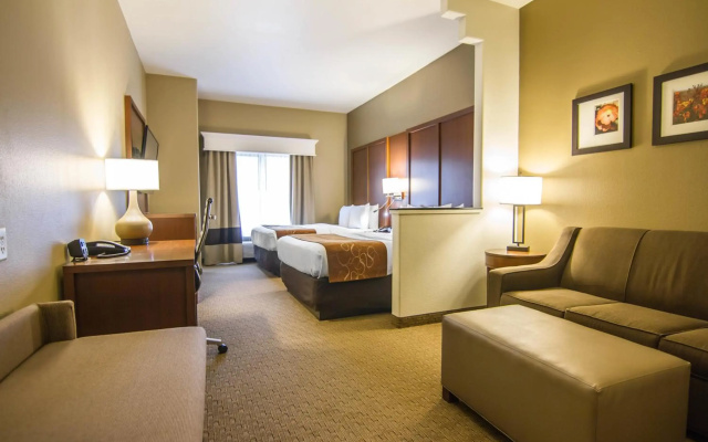 photo 5 of Comfort Suites Marshall