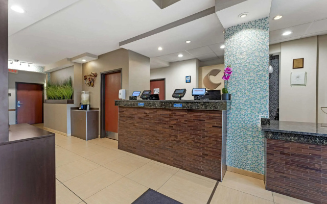 photo 2 of Comfort Suites Monaca