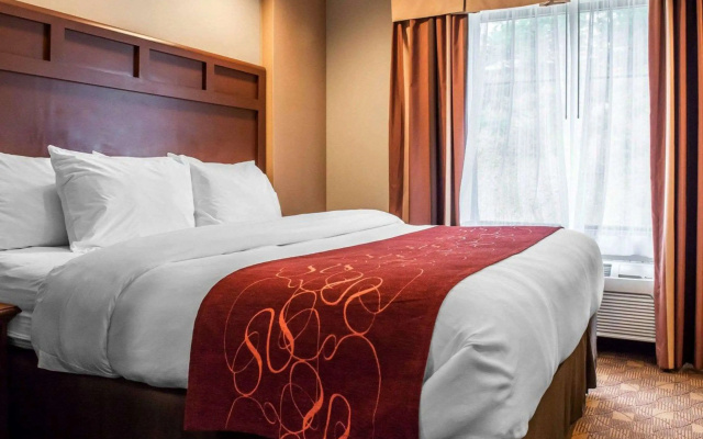 photo 3 of Comfort Suites Monaca