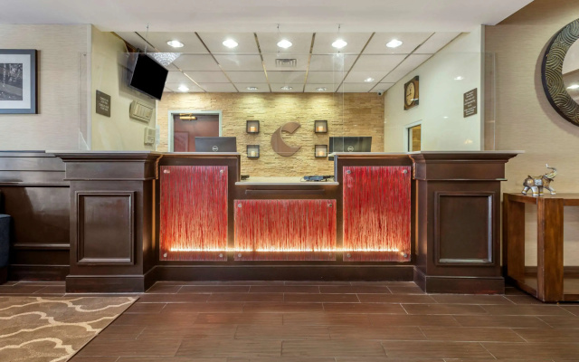 photo 2 of Comfort Suites Newark - Harrison