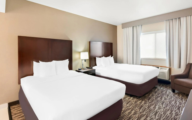 photo 5 of Comfort Suites Portland Airport