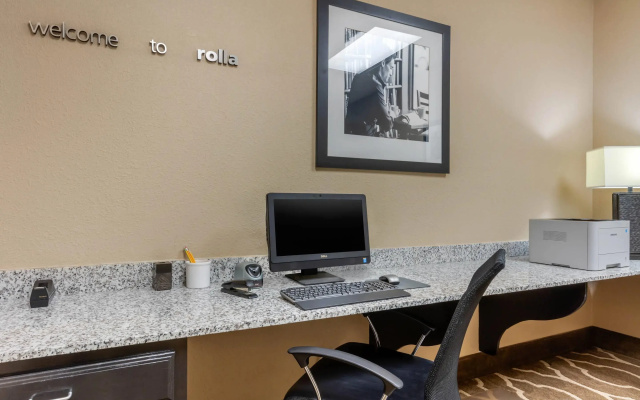 photo 3 of Comfort Suites Rolla