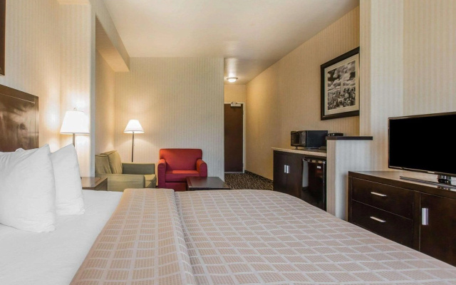 photo 5 of Quality Inn Rosemead - Los Angeles