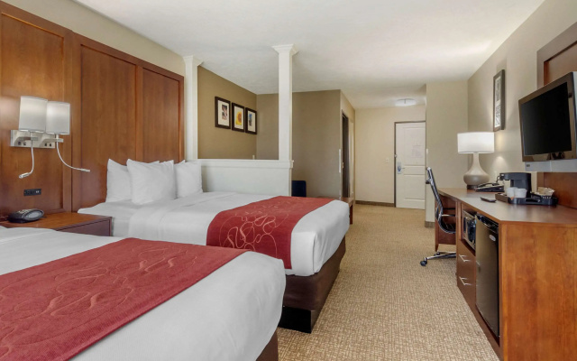 photo 3 of Comfort Suites Speedway - Kansas City