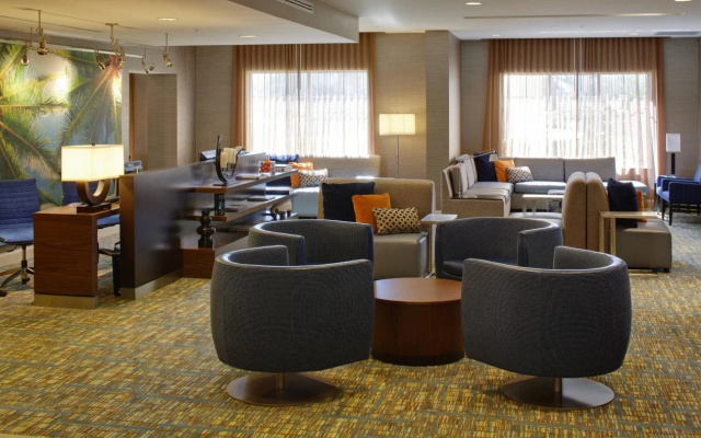 photo 2 of Courtyard by Marriott Sarasota at University Town Center