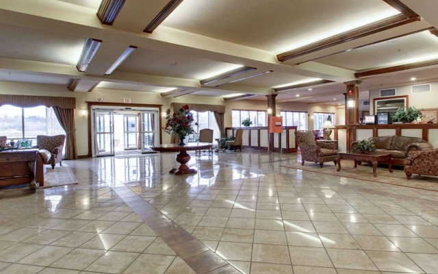 photo 2 of Clarion Suites Vidalia Riverfront