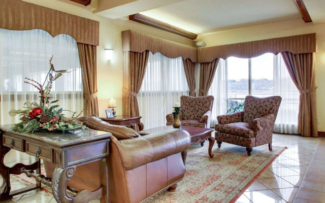 photo 4 of Clarion Suites Vidalia Riverfront