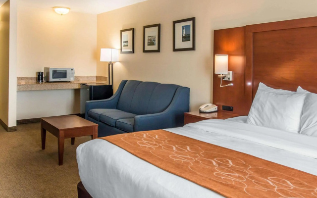 photo 4 of Comfort Suites Wixom - Novi
