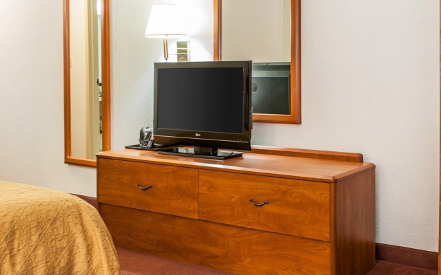 photo 4 of Comfort Suites South Bend near Casino