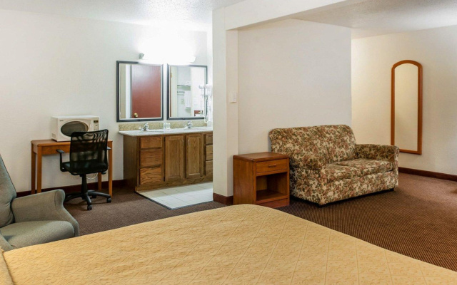 photo 5 of Comfort Suites South Bend near Casino