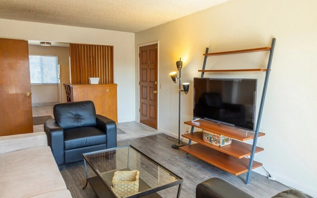 photo 5 of Comfortable and Clean 2-bedroom in Santa Clara