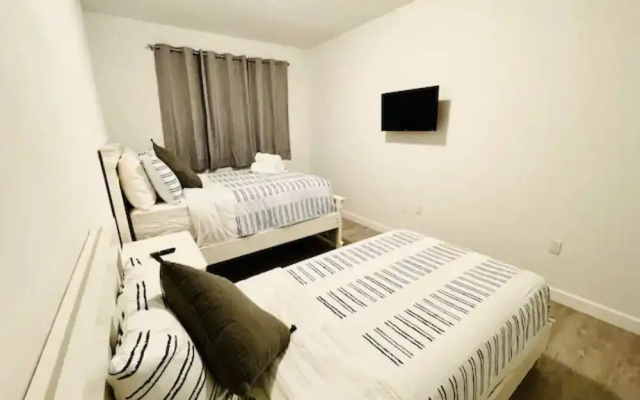 photo 5 of Comfortable European Style Home 4BR 4BA in Miami by ASVR-13670