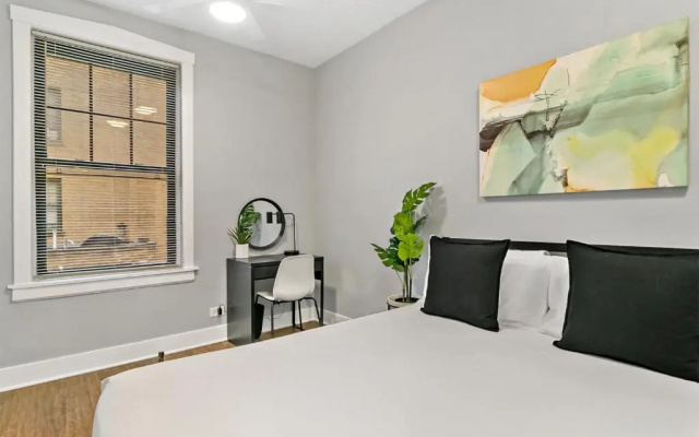 photo 4 of Comfy 1BR walk to Wellington 20min to Downtown