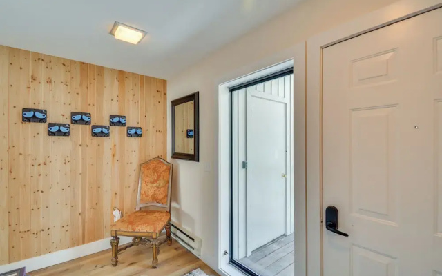 photo 3 of Comfy Avon Condo w/ Pool + Eagle River Views!
