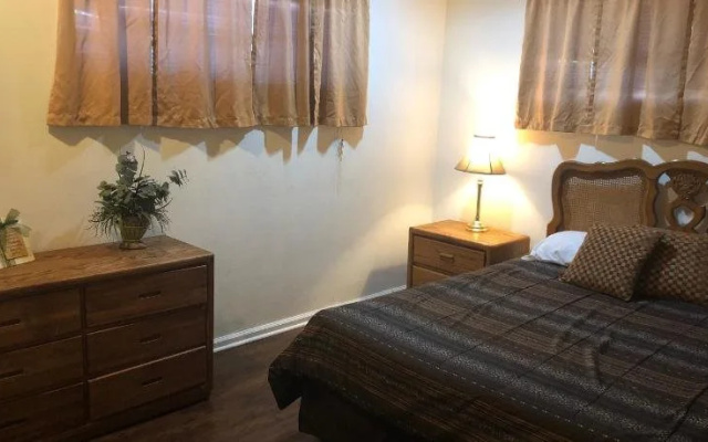 photo 4 of Comfy Studio Suite