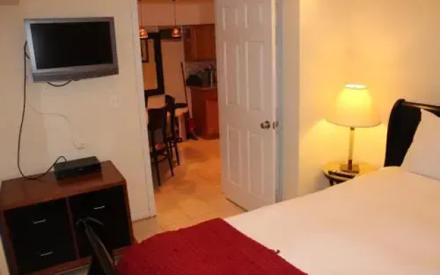 photo 4 of COMFY - Lower Level 3 Bdrm Apt.