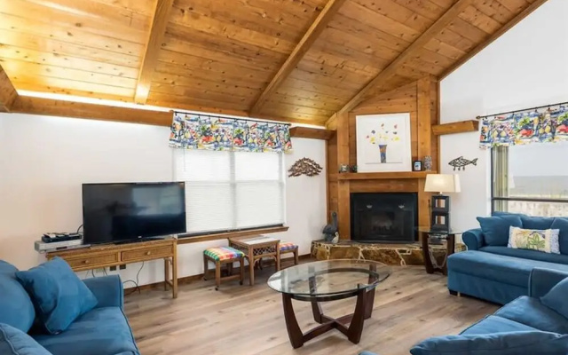 photo 3 of Conch Out by Meyer Vacation Rentals