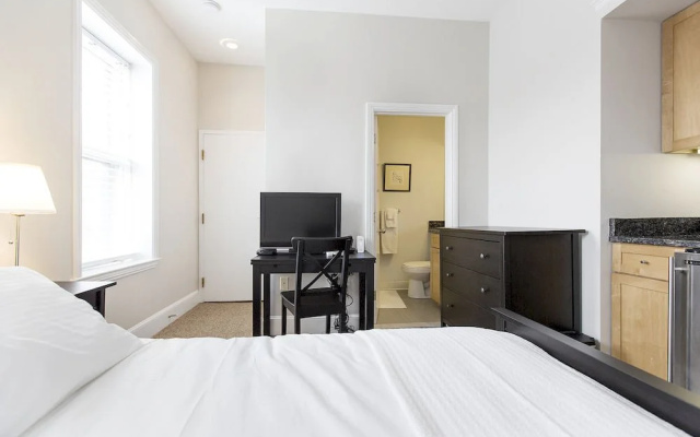 photo 4 of Concord Square Suites