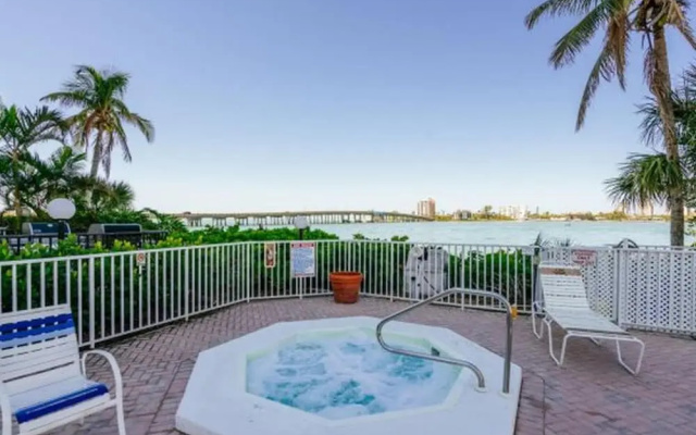 photo 4 of Condo Lover's Key # 108 by Coastal Vacation Properties