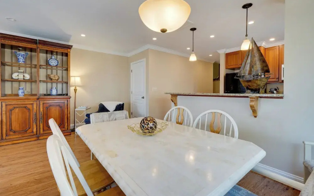 photo 3 of Condo w/ 2 Decks - Steps to Wrightsville Beach!
