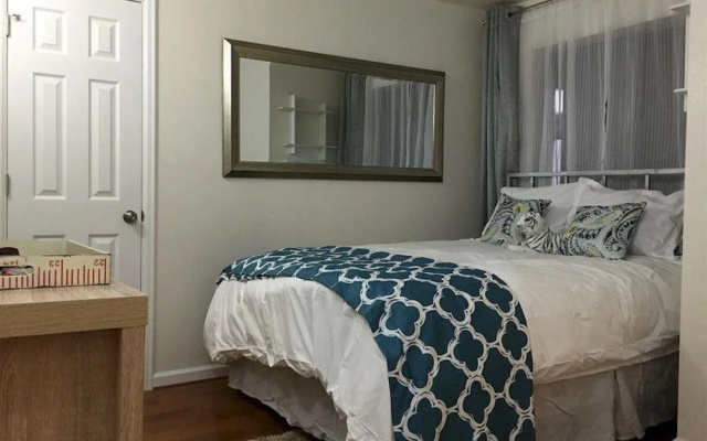 photo 4 of 2 bedroom Condos at Lakeside by RedBike Retreat