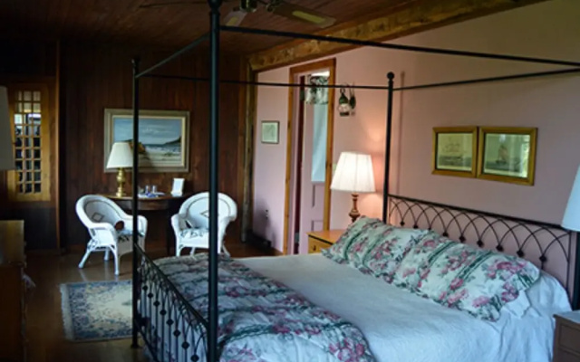 photo 2 of Conroy's B&B